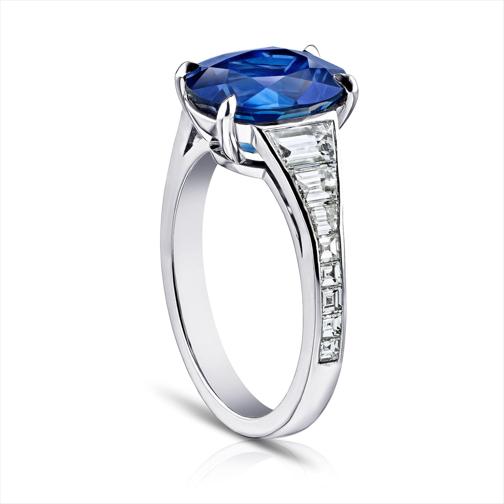 4.91 Carat Oval Blue Sapphire and Diamond ring - David Gross Group