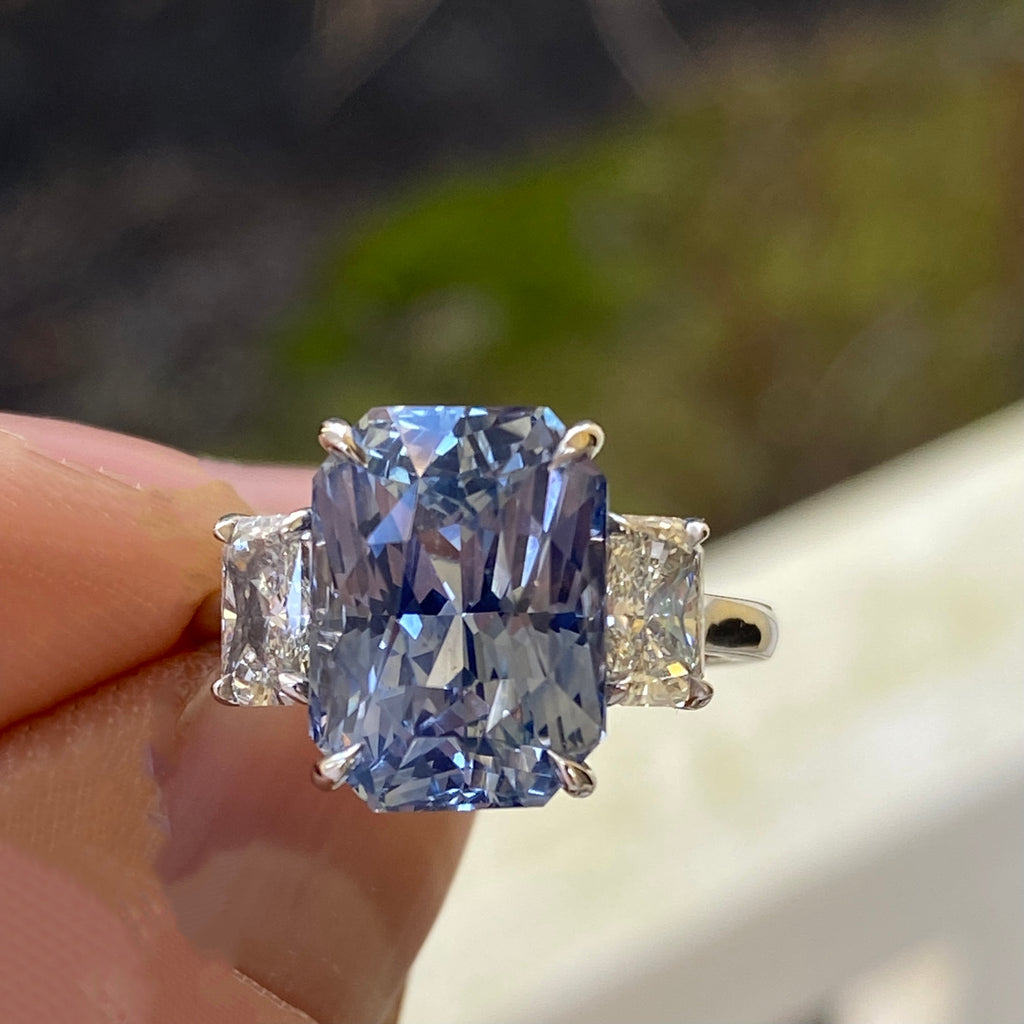 8.63 carat Radiant cut blue sapphire and diamond platinum ring - David Gross Group